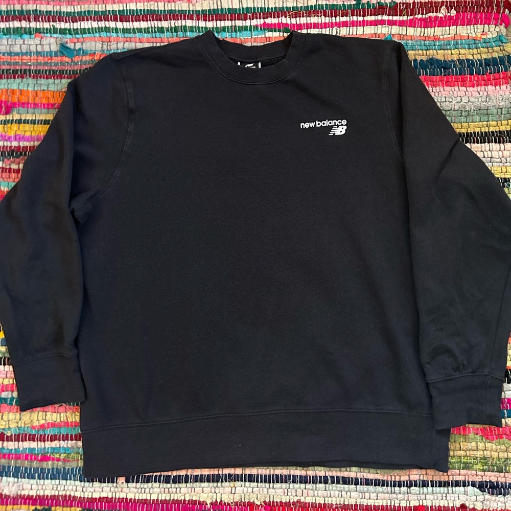 New Balance Black Crewneck